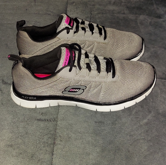 EUC SKECHERS SKECH-KNIT WOMENS RUNNING A SNEAKERS FLEX SOLE MEMORY FOAM SIZE 8 - Picture 1 of 6